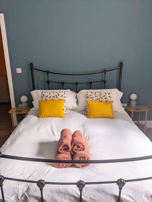 Stylish And Colourful Flat Minutes From The Beach Margate Buitenkant foto